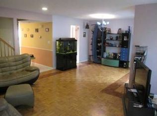 302 Kraemer Ct, East Brunswick, NJ 08816
