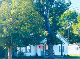 418 W Main St, Mountain View, AR 72560