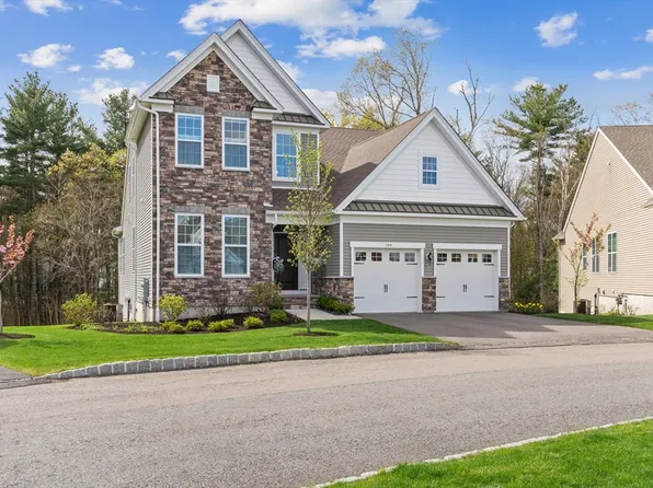 104 Glen Ellen Blvd #55, Millis, MA 02054