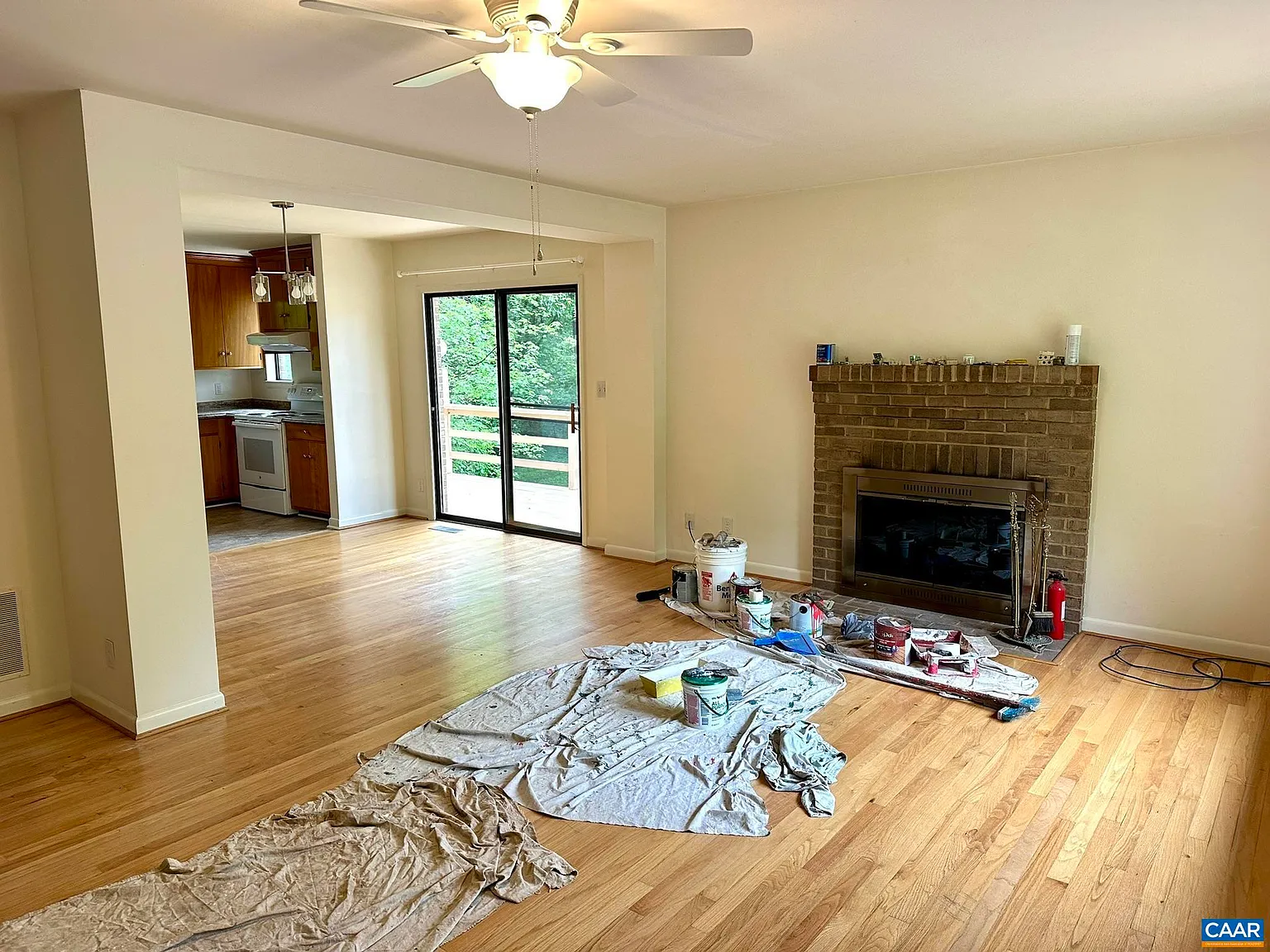 2 bed, 1.5 bath, 1536 sqft, $2,000 — Photo 2