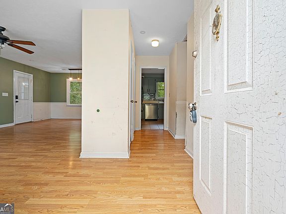 2nd image of 5510 Concord Cir