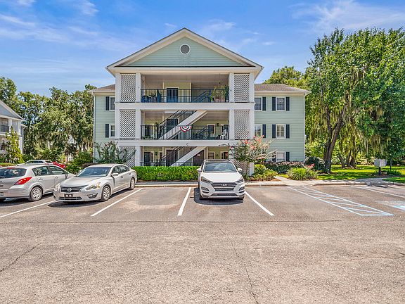 2nd image of 14 Riverwind Dr #14