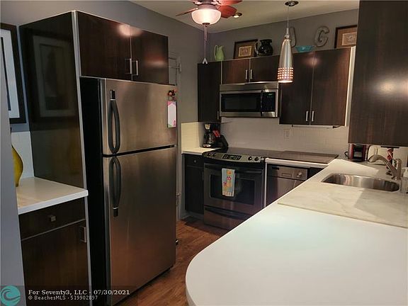 2nd image of 2151 NE 68th St APT 223