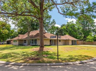 2502 Dauphin Ct, Houston, TX 77058