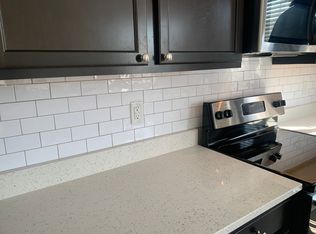 437 Heartfield Dr, Chesapeake, VA 23322