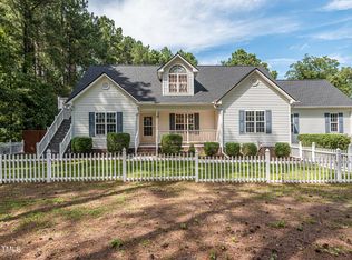 33 Troy Dr, Clayton, NC 27520