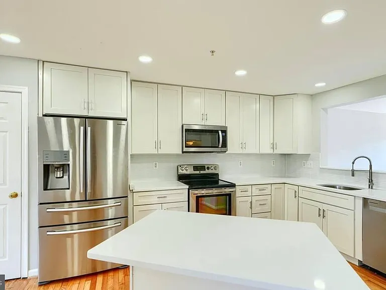 9863 Decatur Rd — Photo 18