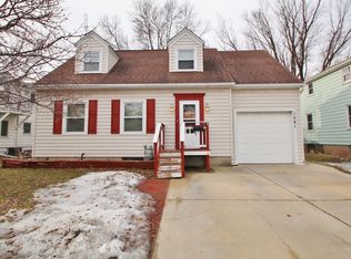 1081 Dousman St, Green Bay, WI 54303