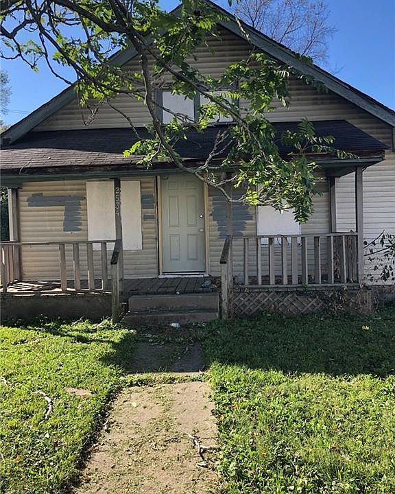 1st image of 2534 Burton Ave