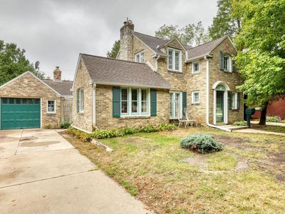 2449 South 80th STREET, West Allis, WI, 53219