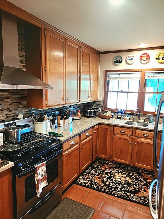 201 Fm 711 - Property Image