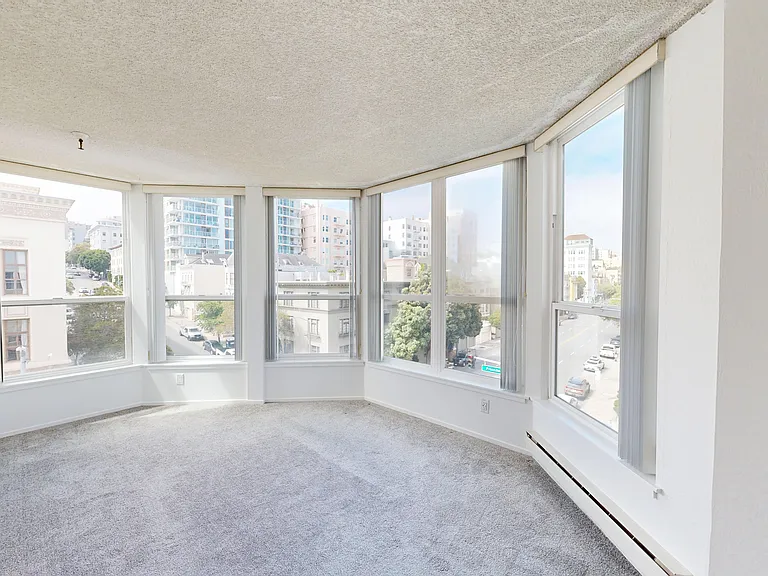 1690 Broadway Street — Photo 1