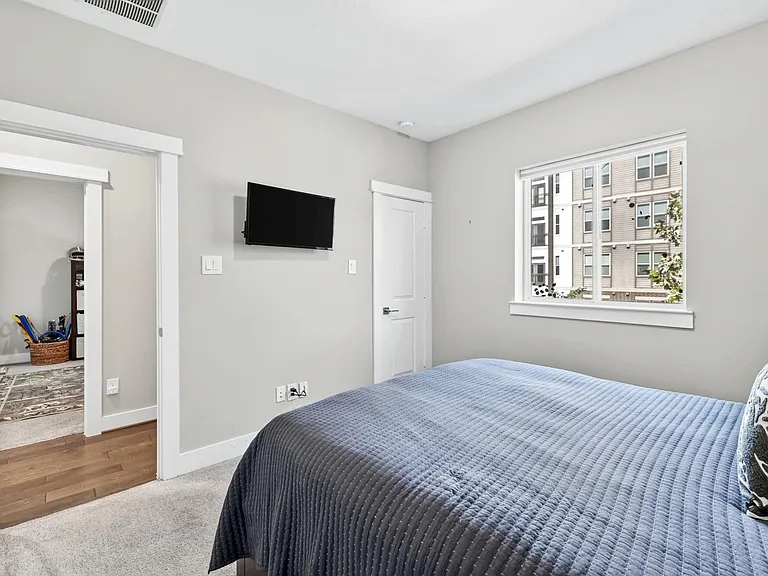 1423 Biondo Way — Photo 38
