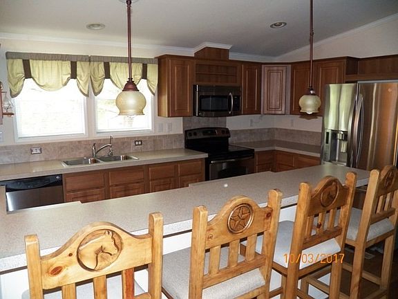 3rd image of 106 Harold Dr