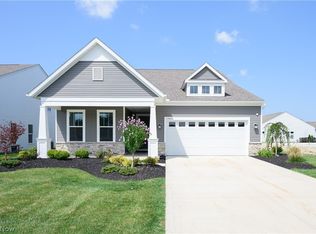 23864 Heatherstone Trl, Columbia Station, OH 44028