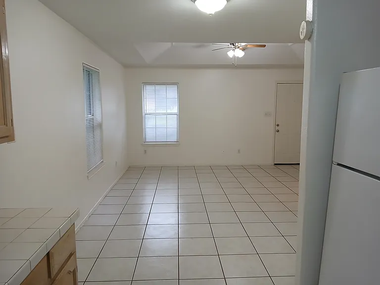 1906 Villa Linda Ave #A — Photo 5