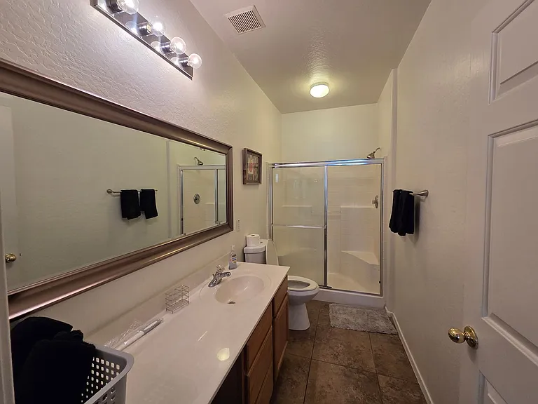 525 N Miller Rd #123 — Photo 10