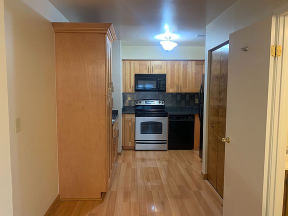 2nd image of 1301 Hampton Blvd APT 213