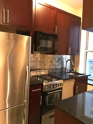 Rented by Meraki Realty LLC | media 9