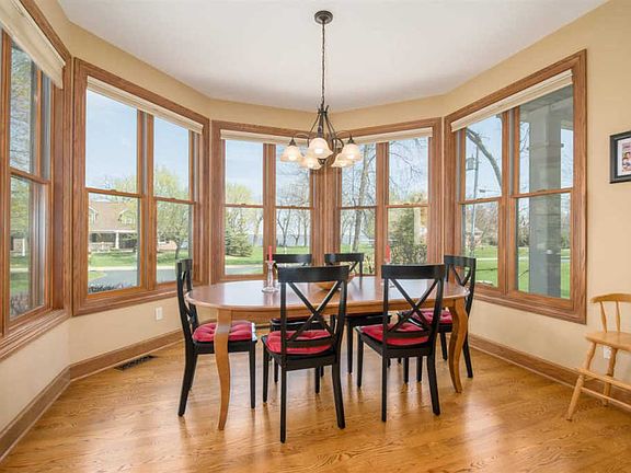 2nd image of 3097 Waldwic Ln
