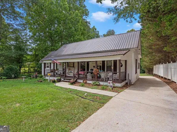 1810 Burwell Rd, Carrollton, GA 30117