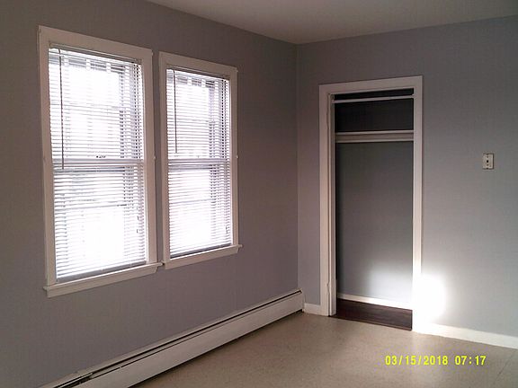Kitchen closet
