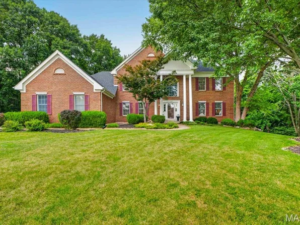 12743 Wynfield Pines Ct, Saint Louis, MO 63131