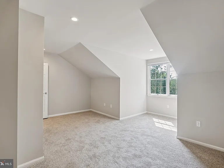 5400 Wissahickon Ave #6 — Photo 27