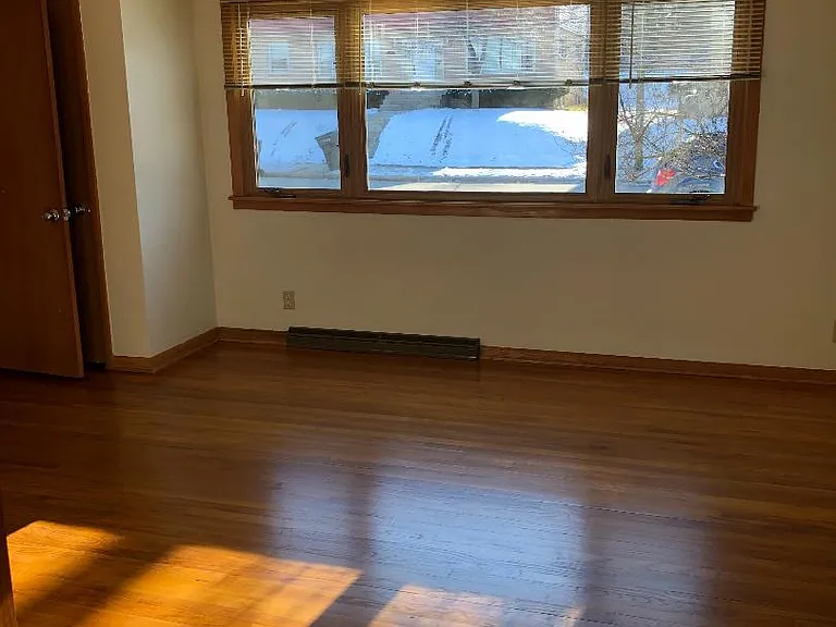 808 John St — Photo 6