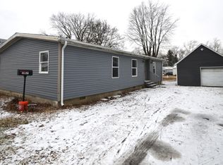 137 Walnut St, Butler, IN 46721