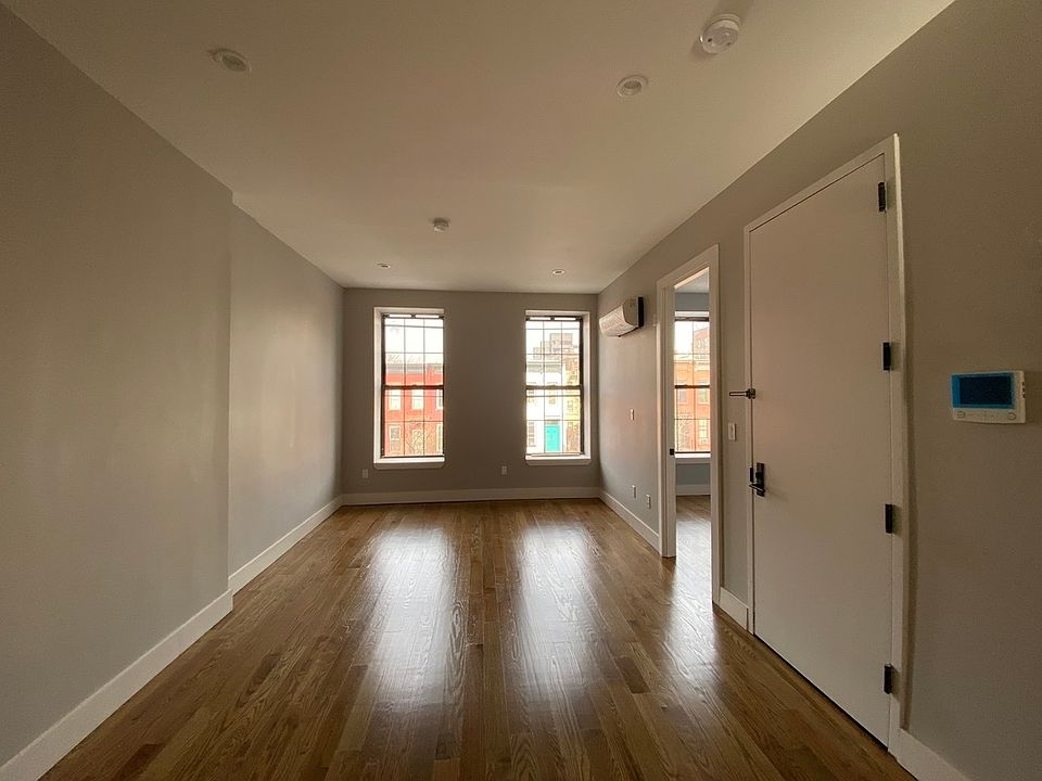 1st image of 234A Vernon Ave #2D