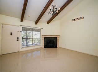 1100 Augusta Dr APT 60, Houston, TX 77057