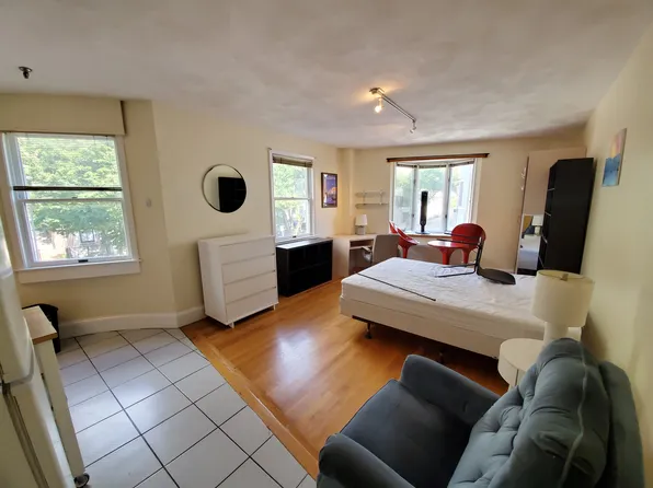 12 Mount Auburn St APT 12, Cambridge, MA 02138