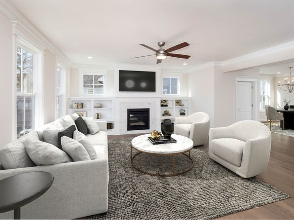 virginia-beach-virginia-402647318 picture