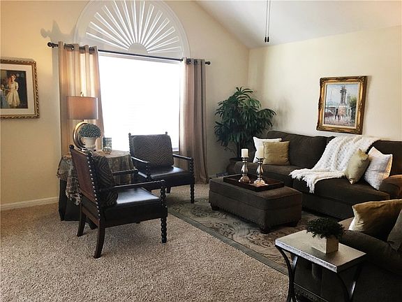 5th image of 30 Wildwood Dr APT 101