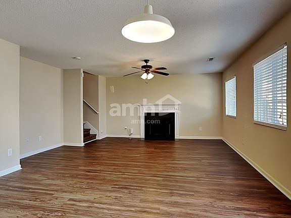 4th image of 5009 Emberly Dr