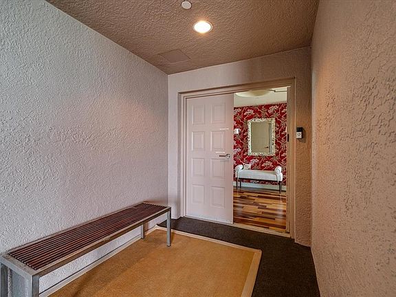 4th image of 1560 GULF BOULEVARD #1101