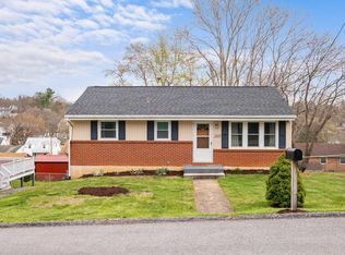 1303 Blandford St, Staunton, VA 24401