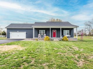 3896 Hunts Bend Rd, Bowling Green, KY 42103