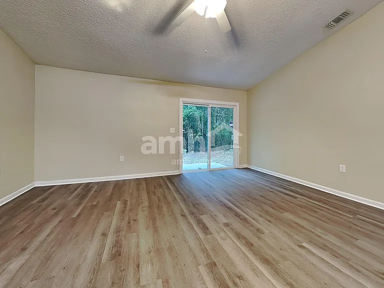 1867 McGirts Point Blvd — Photo 12