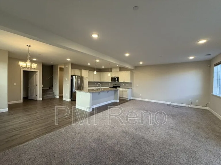 1795 Dark Horse Rd #C — Photo 6