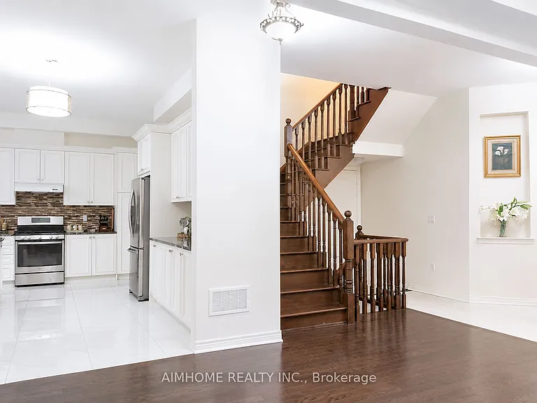 14 Dr Pearson Ct — Photo 4