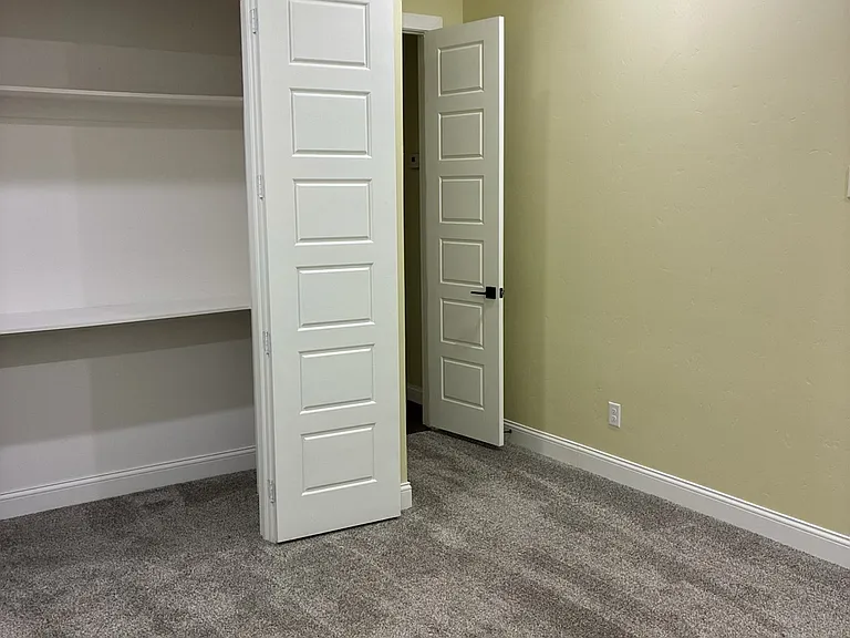 321 Bounding Main St — Photo 18