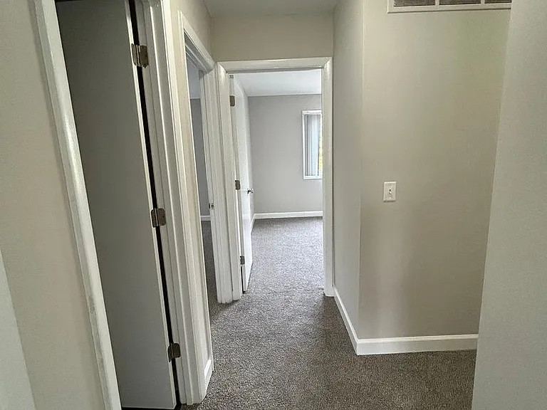 Candlelite Apartments — Photo 103
