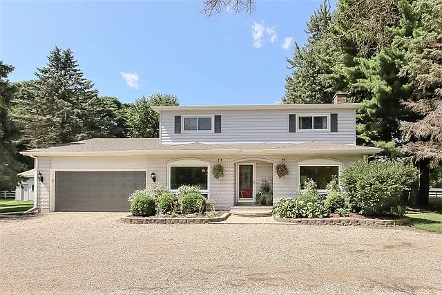 10553 Braeburn Rd photo 1