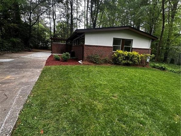 2700 Brook Park Way, Atlanta, GA 30340