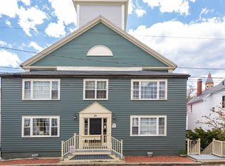 26 Summer St APT 3, Marblehead, MA 01945