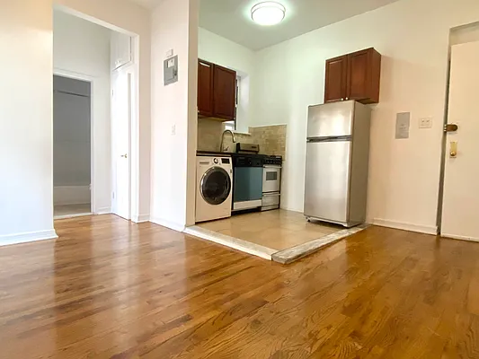 Rented by Corcoran | media 22
