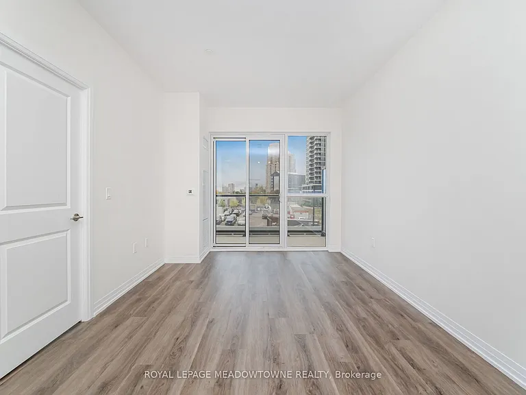15 Watergarden Dr #207 — Photo 17