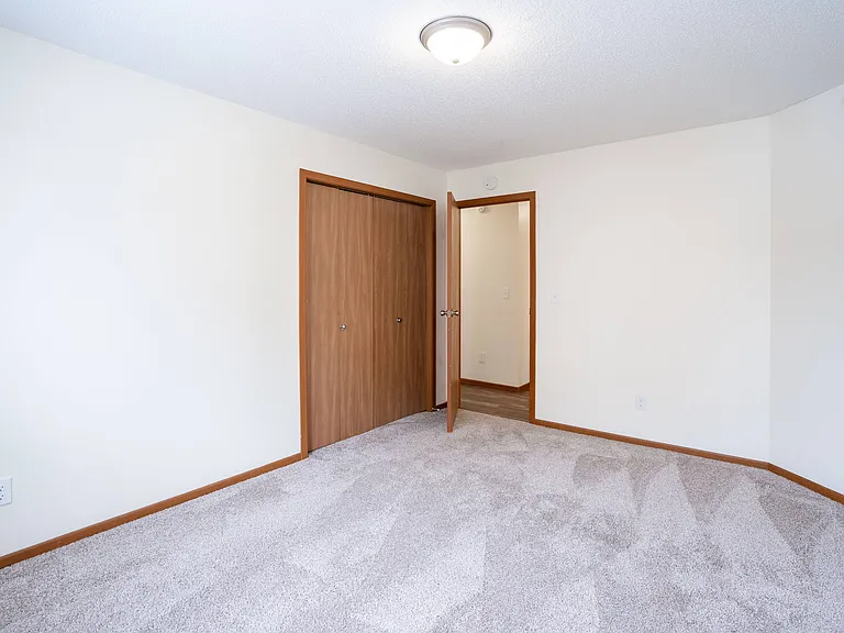 Fargo, ND Westwood Estates | 21B | Bedroom